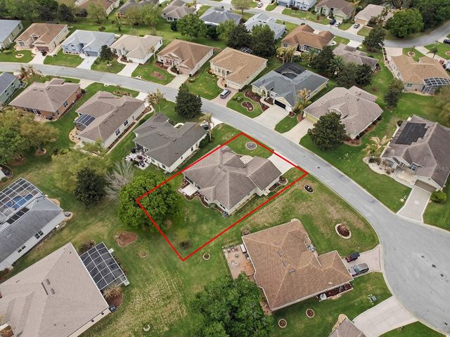 24530 PARLANGE COURT, Leesburg, FL 34748