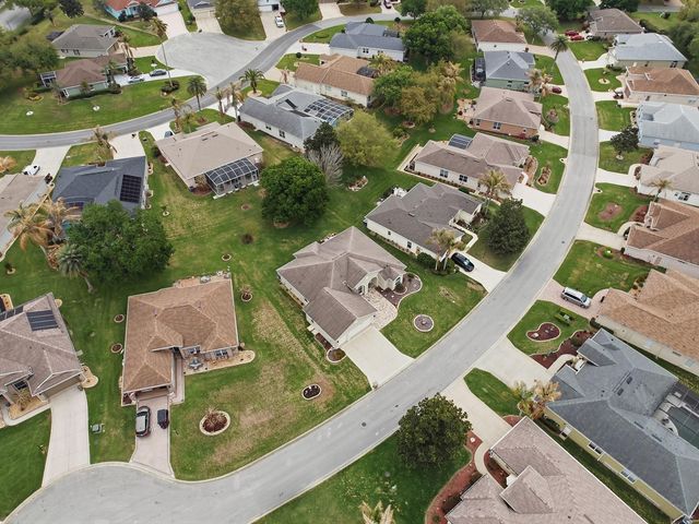 24530 PARLANGE COURT, Leesburg, FL 34748