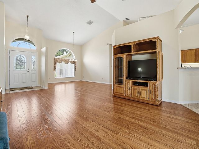 24530 PARLANGE COURT, Leesburg, FL 34748