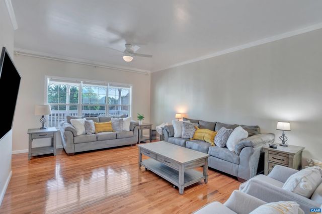 1006 LONG ST, Charlottesville, VA 22901