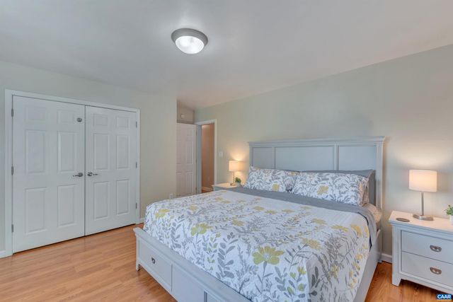 1006 LONG ST, Charlottesville, VA 22901