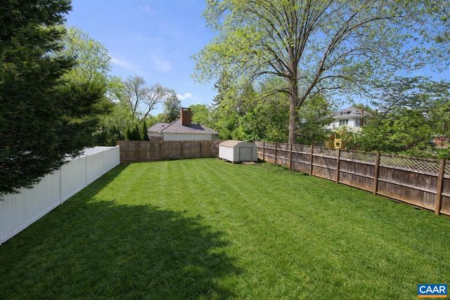 1006 LONG ST, Charlottesville, VA 22901