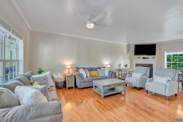 1006 LONG ST, Charlottesville, VA 22901