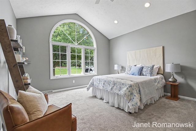 1297 Gleneagle Place, Hudsonville, MI 49426