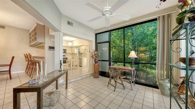 1638 STARLING DRIVE 105, Sarasota, FL 34231
