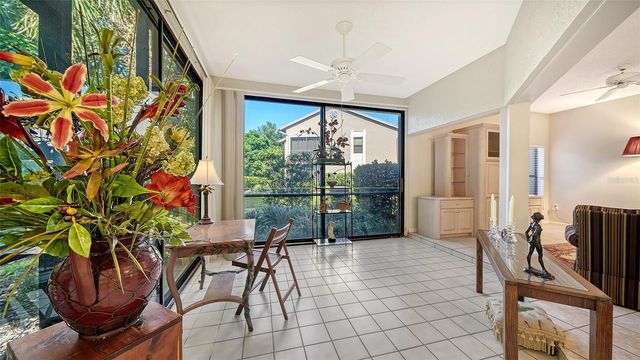 1638 STARLING DRIVE 105, Sarasota, FL 34231