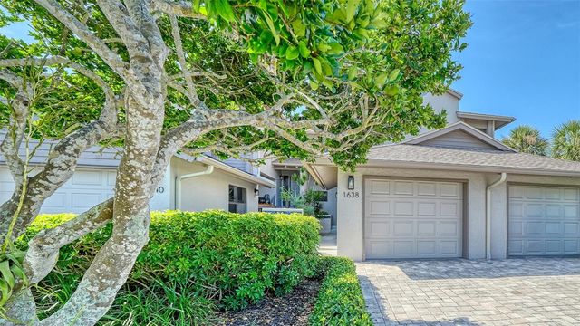 1638 STARLING DRIVE 105, Sarasota, FL 34231