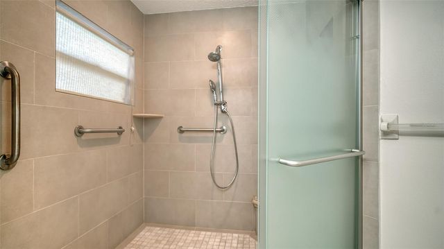 1638 STARLING DRIVE 105, Sarasota, FL 34231