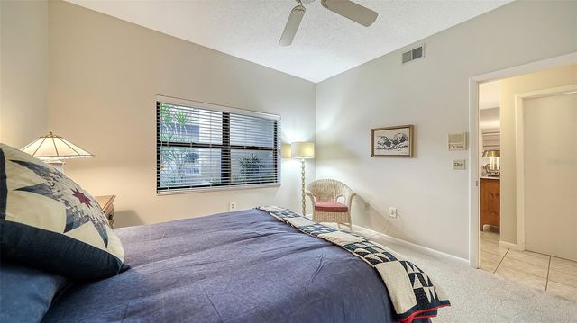 1638 STARLING DRIVE 105, Sarasota, FL 34231