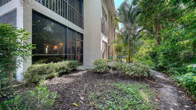 1638 STARLING DRIVE 105, Sarasota, FL 34231