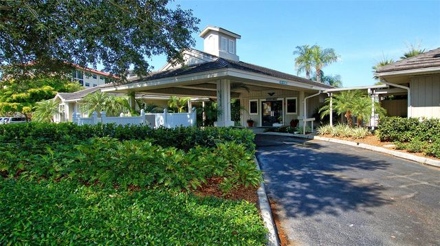 1638 STARLING DRIVE 105, Sarasota, FL 34231