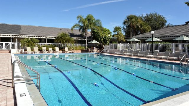 1638 STARLING DRIVE 105, Sarasota, FL 34231