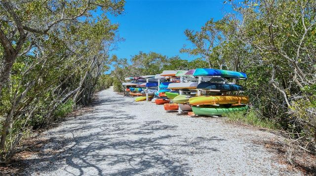 1638 STARLING DRIVE 105, Sarasota, FL 34231
