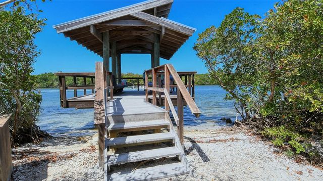 1638 STARLING DRIVE 105, Sarasota, FL 34231