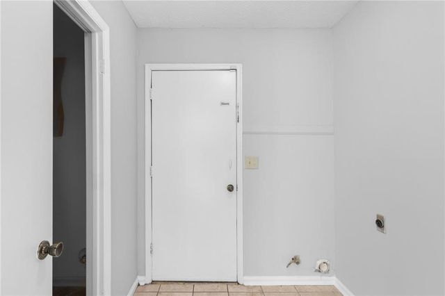 5350 Nathan Drive NW, Lilburn, GA 30047