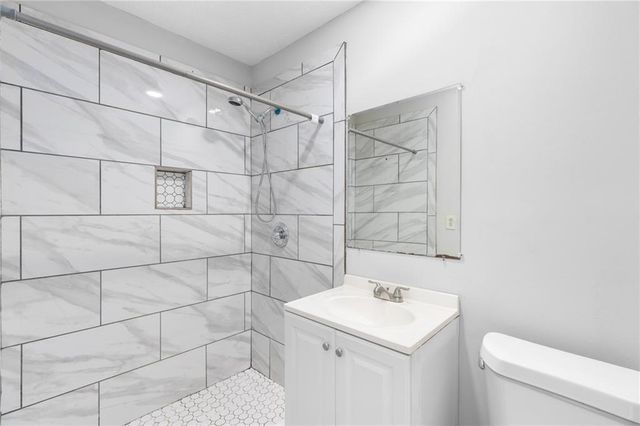 5350 Nathan Drive NW, Lilburn, GA 30047