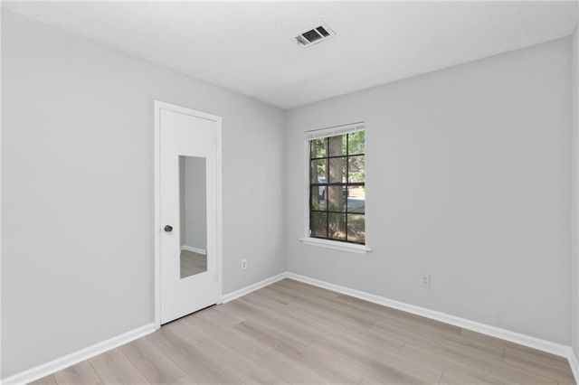 5350 Nathan Drive NW, Lilburn, GA 30047