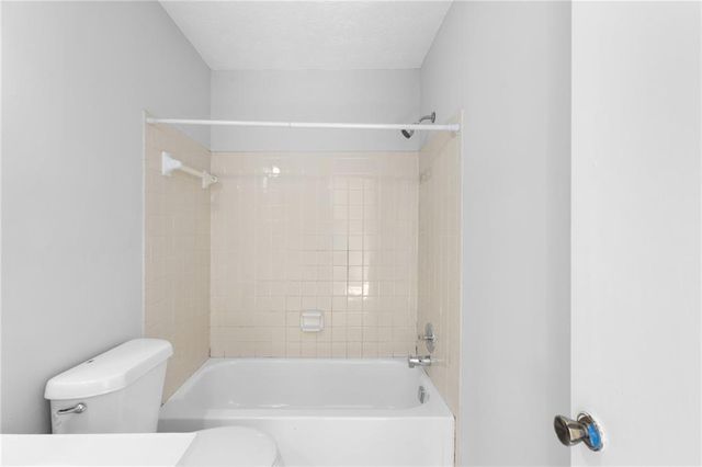 5350 Nathan Drive NW, Lilburn, GA 30047