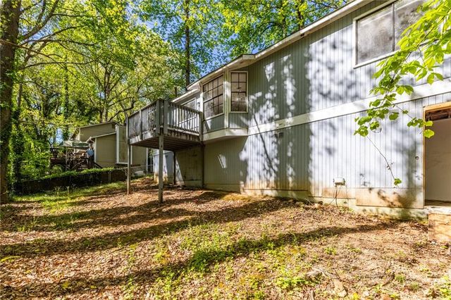 5350 Nathan Drive NW, Lilburn, GA 30047