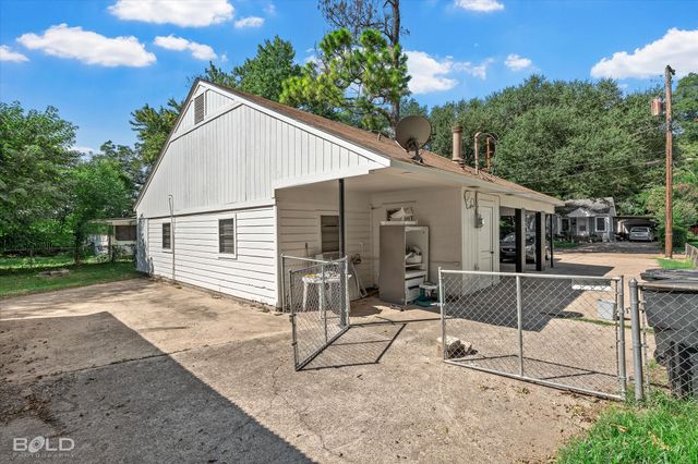 604 Anthony Street, Bossier City, LA 71112