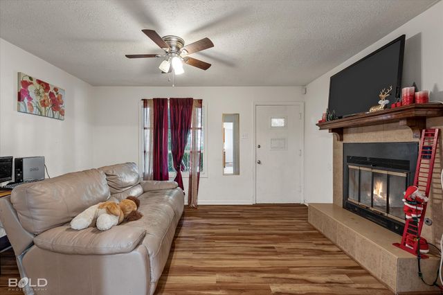 604 Anthony Street, Bossier City, LA 71112