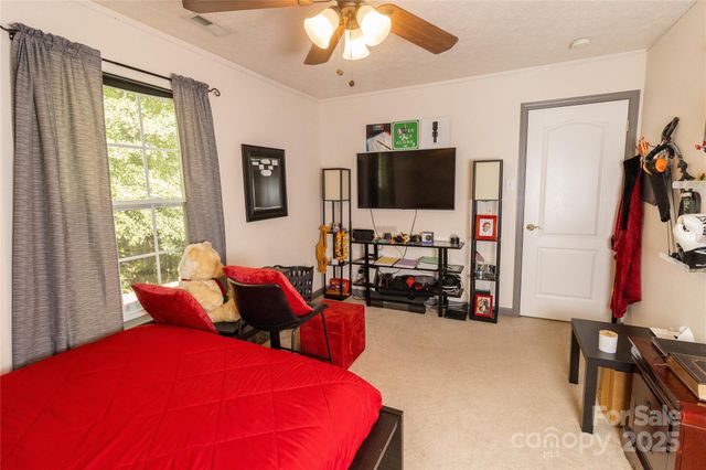 746 Ladino Lane, Clover, SC 29710