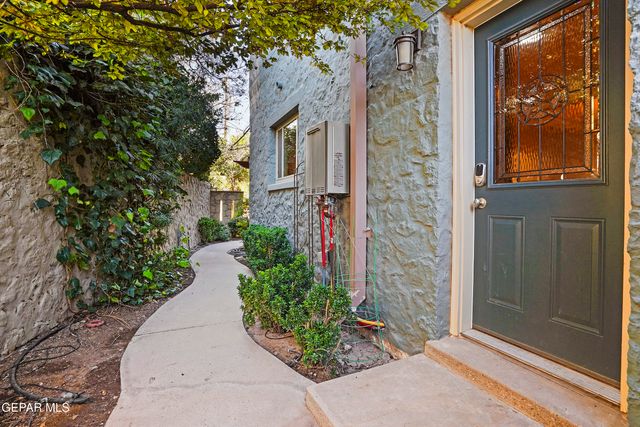 1030 BLANCHARD Avenue, El Paso, TX 79902