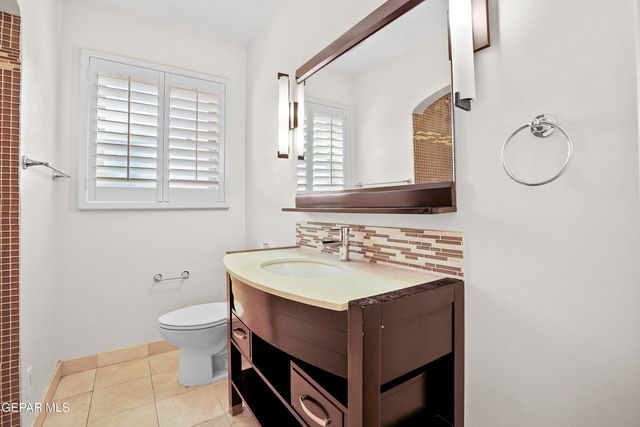 1030 BLANCHARD Avenue, El Paso, TX 79902