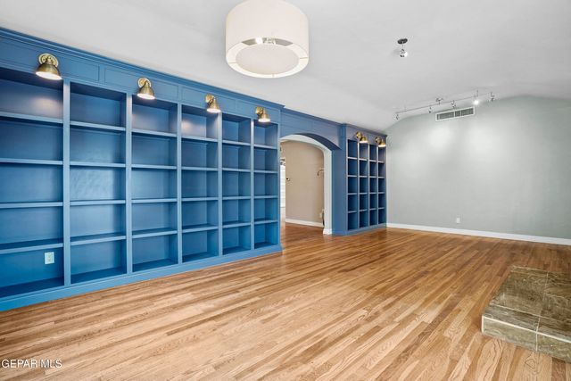 1030 BLANCHARD Avenue, El Paso, TX 79902