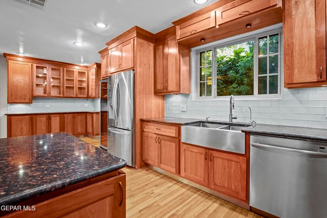 1030 BLANCHARD Avenue, El Paso, TX 79902