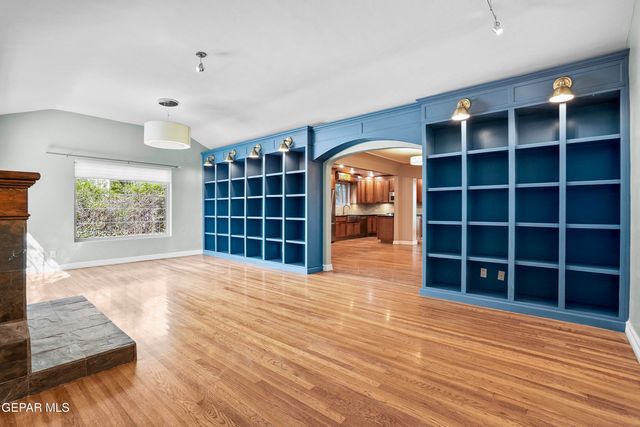 1030 BLANCHARD Avenue, El Paso, TX 79902