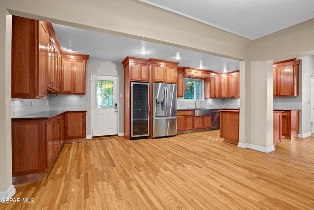 1030 BLANCHARD Avenue, El Paso, TX 79902