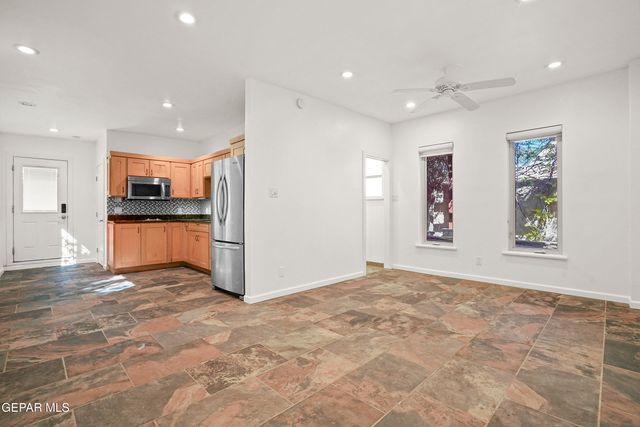 1030 BLANCHARD Avenue, El Paso, TX 79902