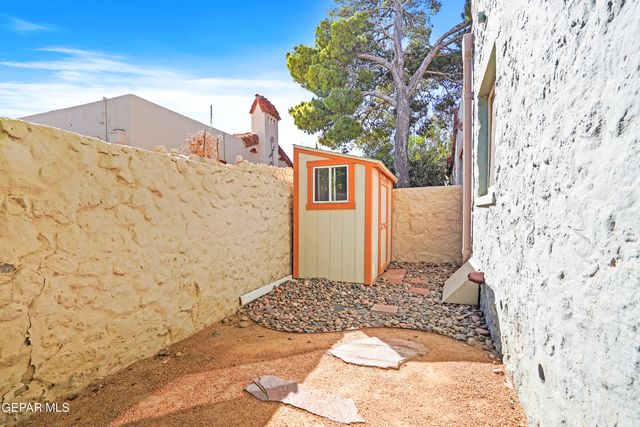 1030 BLANCHARD Avenue, El Paso, TX 79902