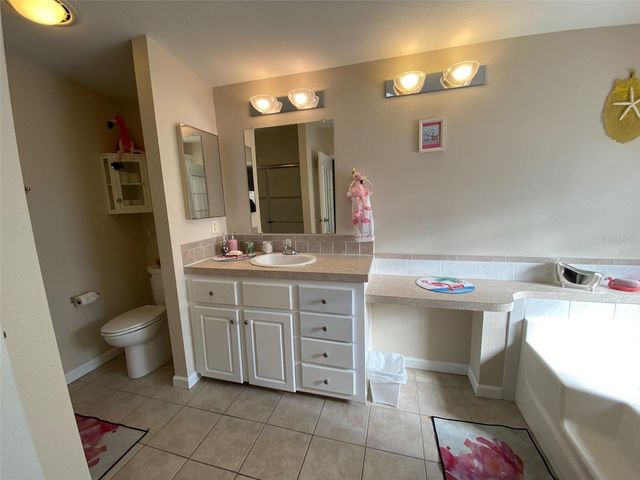 4851 W GANDY BOULEVARD 5PA, Tampa, FL 33611