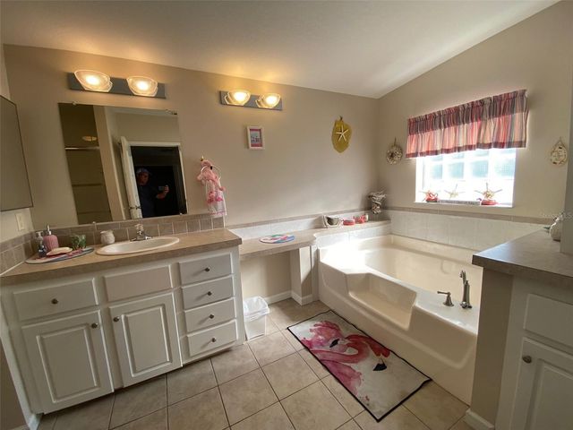 4851 W GANDY BOULEVARD 5PA, Tampa, FL 33611