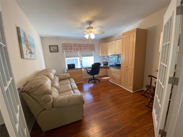 4851 W GANDY BOULEVARD 5PA, Tampa, FL 33611