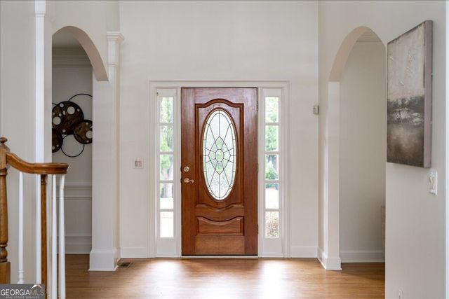 500 Woodmoore Court, Atlanta, GA 30342