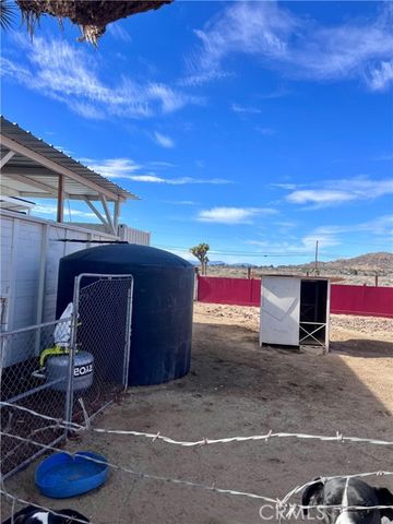 171 Ste Vic Avenue Q2, Palmdale, CA 93591