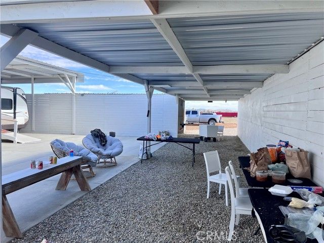 171 Ste Vic Avenue Q2, Palmdale, CA 93591