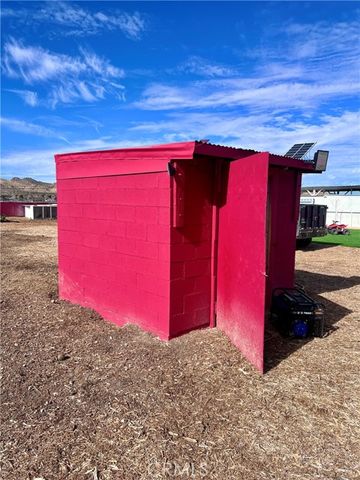 171 Ste Vic Avenue Q2, Palmdale, CA 93591