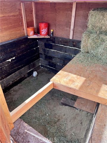 171 Ste Vic Avenue Q2, Palmdale, CA 93591