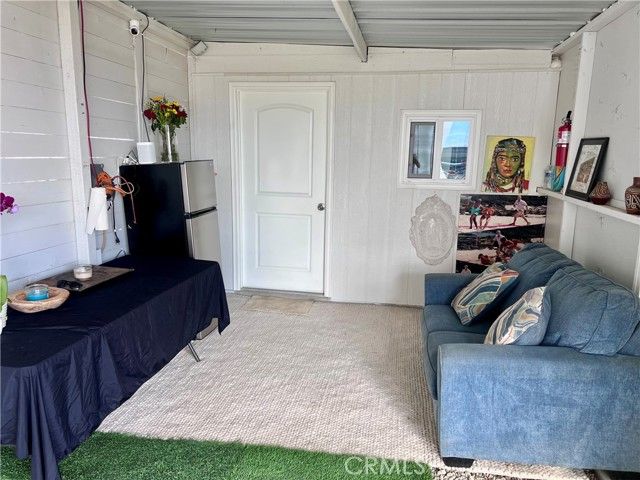 171 Ste Vic Avenue Q2, Palmdale, CA 93591