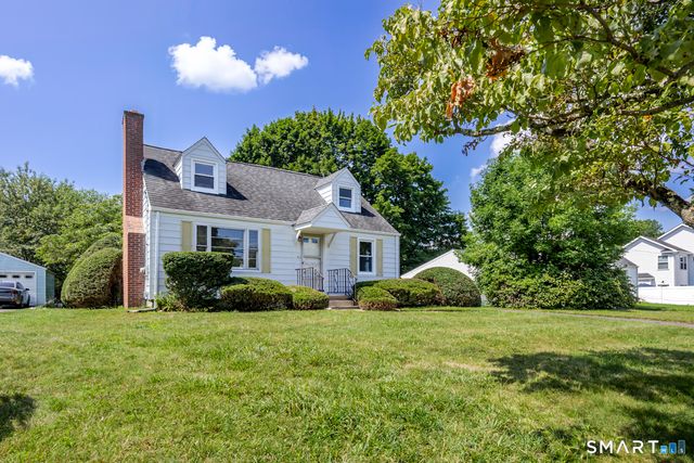 41 Stillson Place, Fairfield, CT 06824