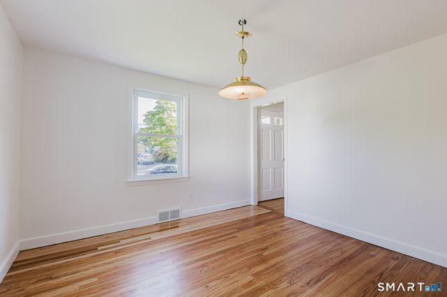 41 Stillson Place, Fairfield, CT 06824