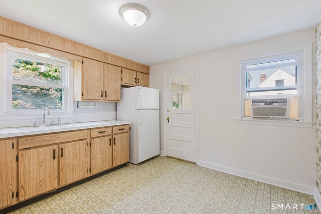 41 Stillson Place, Fairfield, CT 06824