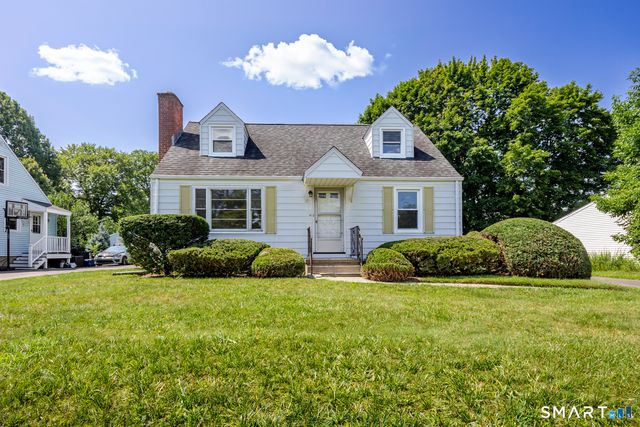 41 Stillson Place, Fairfield, CT 06824