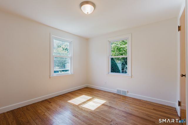 41 Stillson Place, Fairfield, CT 06824