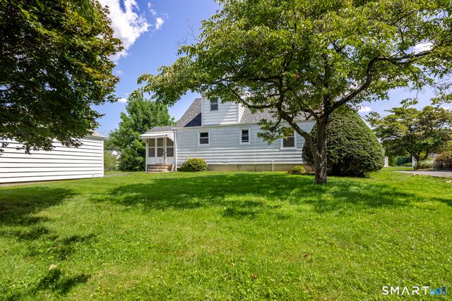 41 Stillson Place, Fairfield, CT 06824