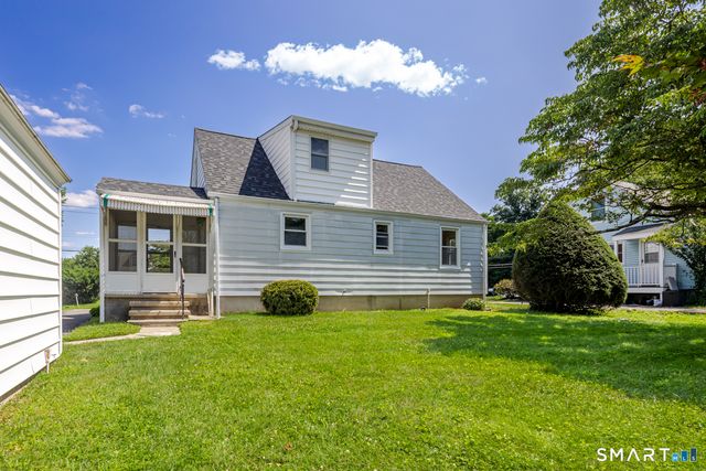 41 Stillson Place, Fairfield, CT 06824